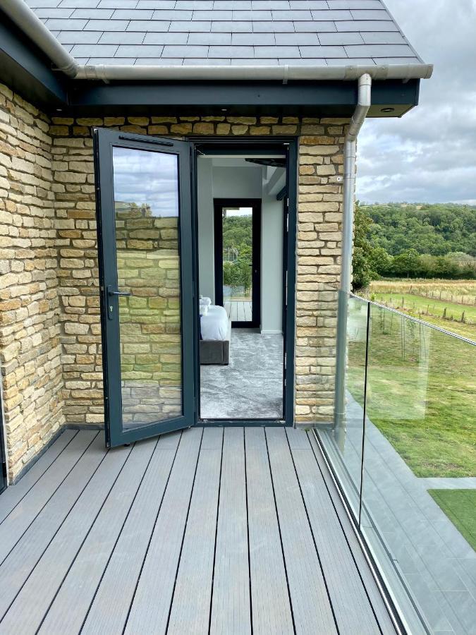 Stunning Modern Home Set In Beautiful Grounds. Bath Zewnętrze zdjęcie