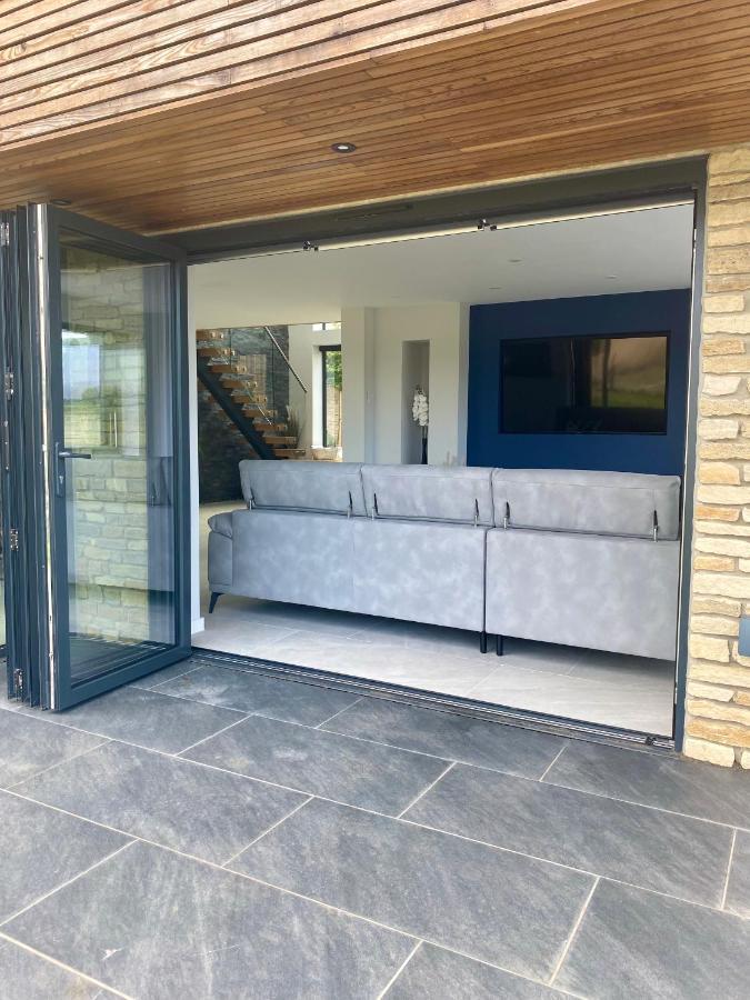 Stunning Modern Home Set In Beautiful Grounds. Bath Zewnętrze zdjęcie
