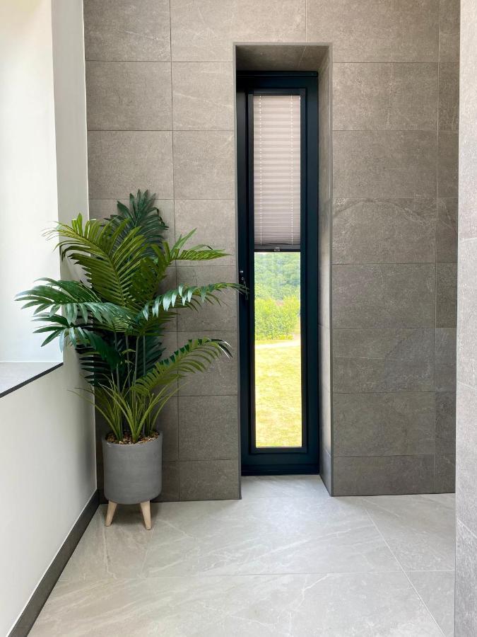 Stunning Modern Home Set In Beautiful Grounds. Bath Zewnętrze zdjęcie
